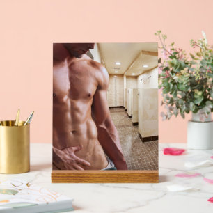 SlipperyJoe's Man-Sechspack-Sechspack mit Shirless Acrylschild