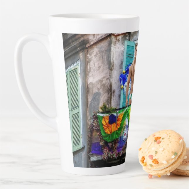 SlipperyJoe's Mardi Gras maskiert Perlendekoration Milchtasse (Beispiel)