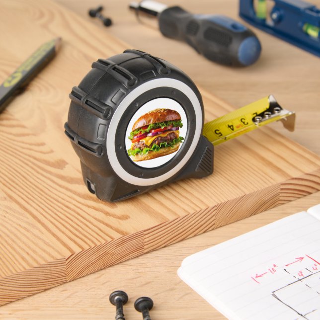 SlipperyJoes mundwässernder Cheeseburger knusprig  Maßband (Holzbau)