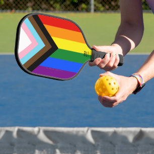 SlipperyJoe's Progress Pride Flag sechs klassische Pickleball Schläger
