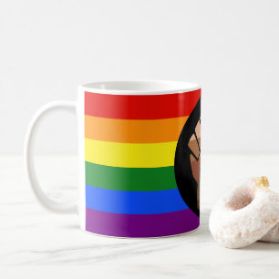 SlipperyJoes Regenbogenflagge mit erhobener Faust Kaffeetasse