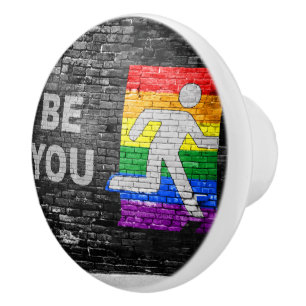 SlipperyJoes Regenbogenstolz-Farben-Panel Stadtbil Keramikknauf