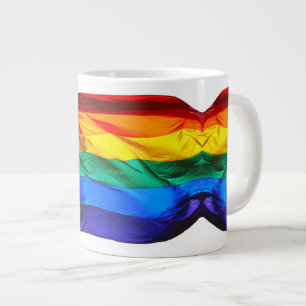 SlipperyJoe's schwule Regenbogenflagge weht rot or Jumbo-Tasse