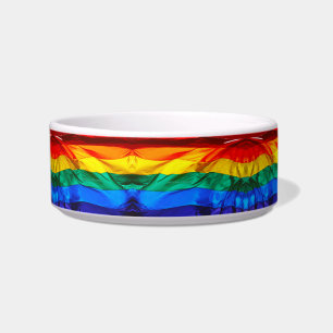 SlipperyJoe's schwule Regenbogenflagge weht rot or Napf