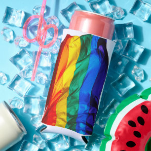 SlipperyJoe's schwule Regenbogenflagge weht rot or Selters Dosenkühler
