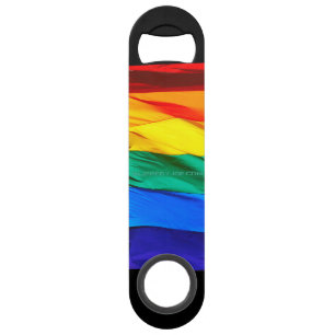 SlipperyJoe's schwule Regenbogenflagge weht rot or Speed Flaschenöffner