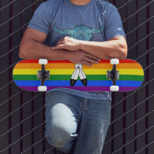 SlipperyJoe's Two-Spirit-Stolzflagge Indigene Symb Skateboard