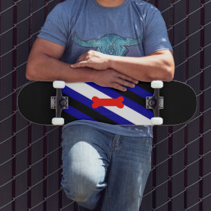 SlipperyJoes Welpen-Spiel-Stolzflagge ausdrücken K Skateboard