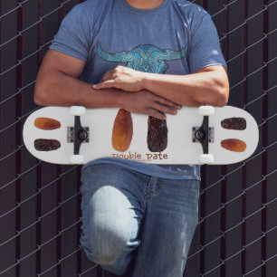 SlipperyJoe's zwei Datteln geschrumpelte runzlige  Skateboard