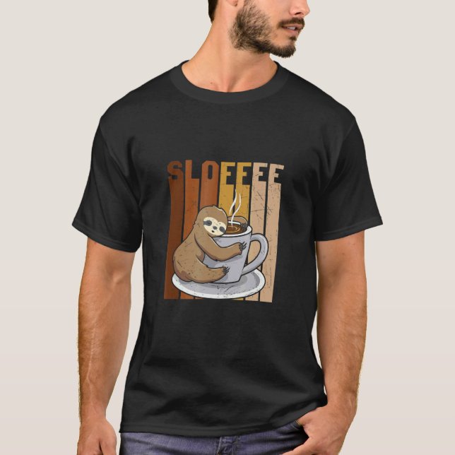 Sloffee Drinker Sloth T-Shirt (Vorderseite)