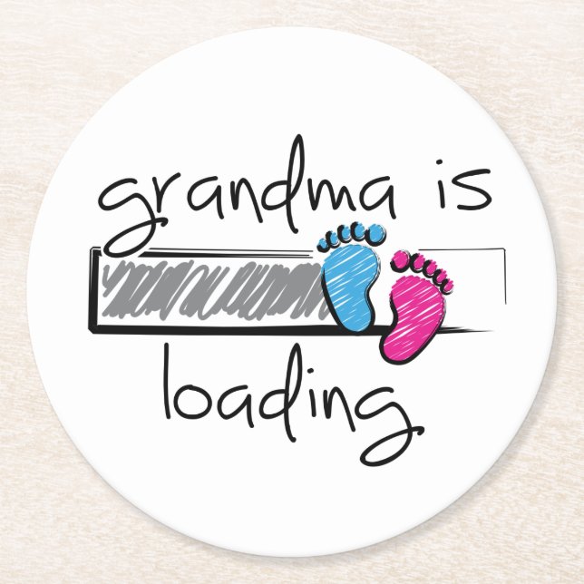 Slogan grandma is loading. Opa en oma worden. Runder Pappuntersetzer (Vorderseite)