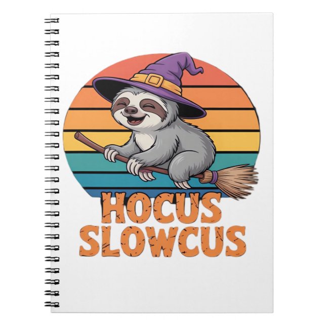 Sloth Cute Witch Funny Halloween Essential T-Shirt Notizblock (Vorderseite)