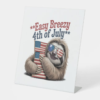 Sloth Hugging Flag 4. Juli Sockelschild