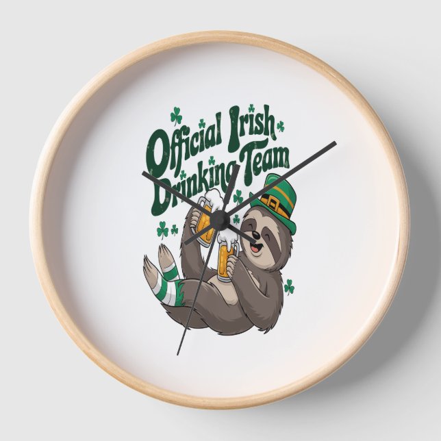 Sloth Irish Drinking St Patrick's Day Uhr (Vorderseite)