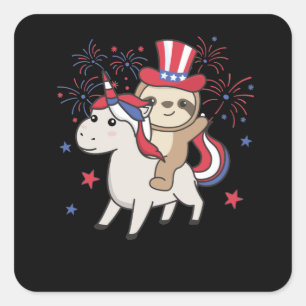 Sloth mit Unicorn für Amerikanische Unabhängigkeit Quadratischer Aufkleber