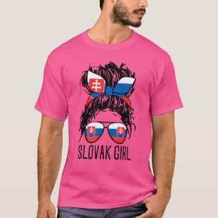 Slowakisches Mädchen slowakische Flagge Messy Bun T-Shirt
