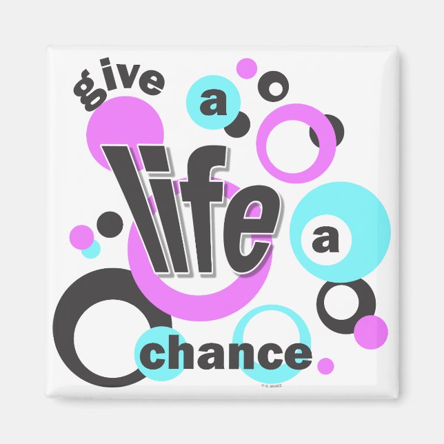 Small magnet with a bubbly design. (Vorne)