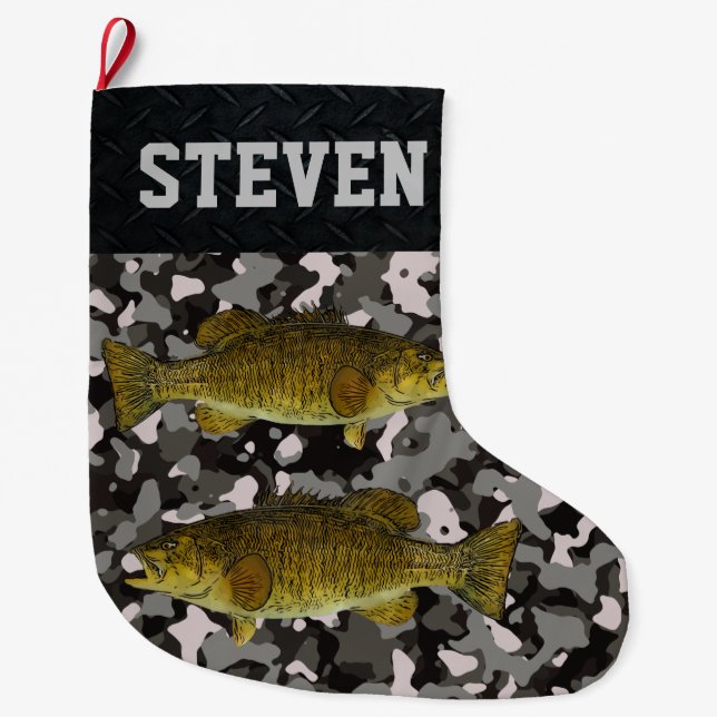 Smallmouth Bass Fishing Camouflage Name Männer Großer Weihnachtsstrumpf (Vorderseite)