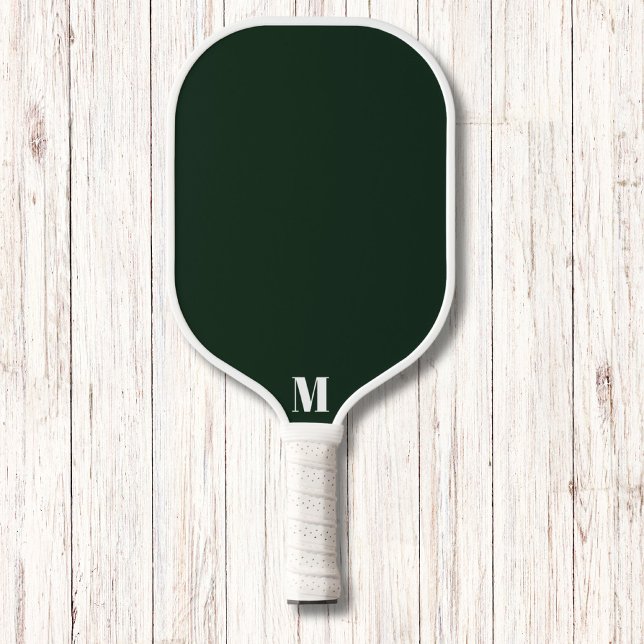 Smaragd Grün und Weiß Moderne Monogram Pickleball Schläger (Von Creator hochgeladen)