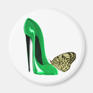Smaragdgrün-Stilett-Schuh und Schmetterling Magnet