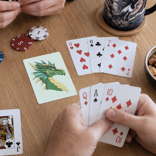 Smaragdgrüner Drachenporträtkopf Fantasy Spielkarten (Von Creator hochgeladen)