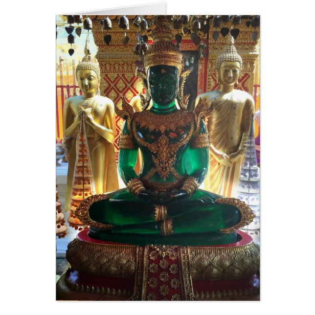 Smarald Buddha und Nagas in Thailand (Vorne)
