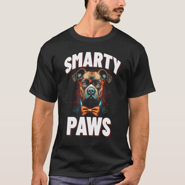 Smarty Paws Pitbull Hund mit Brille und Bo T-Shirt (Vorderseite)