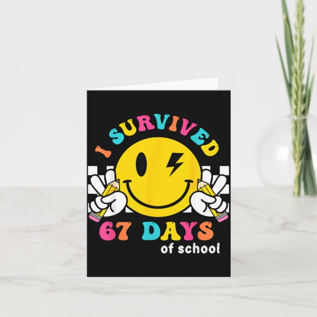 Smile Face I Survived 67 Days Of School  Karte (Vorderseite)