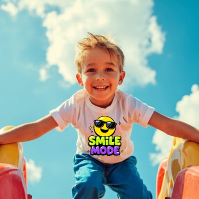 Smile Mode Y2K Toddler T-Shirt (Von Creator hochgeladen)