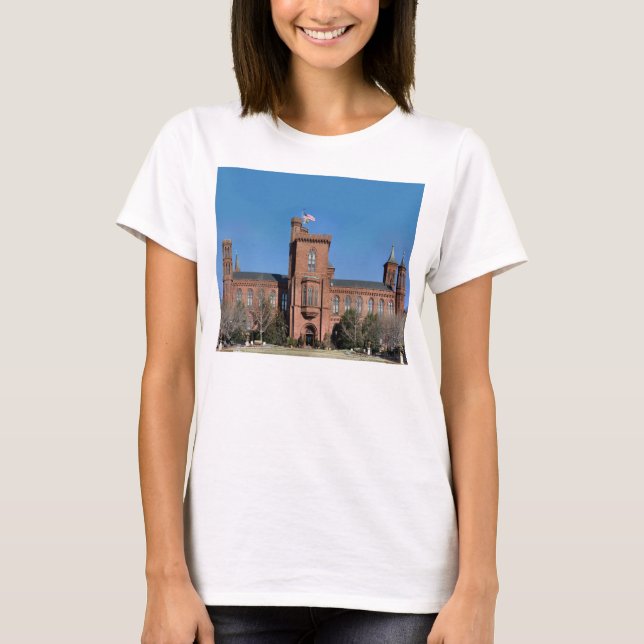 Smithsonian Castle in Washington, D.C. T-Shirt (Vorderseite)