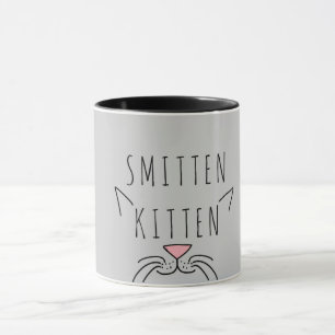 Smitten Kätzchen-Typografie-Katzen-Ohren u. Bärte Tasse