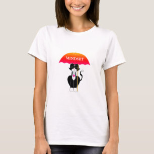 Smoking-Katze mit Regenschirm T-Shirt