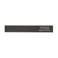 Smoky Black Upscale Color Complementierung