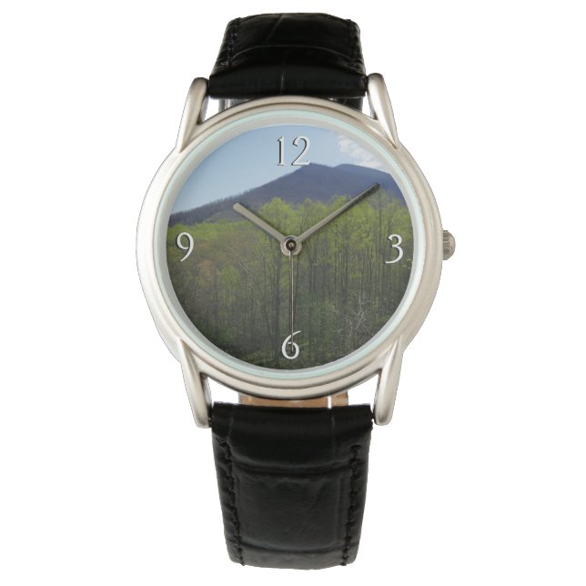 Smoky Mountains in Spring Landscape Armbanduhr (Vorderseite)