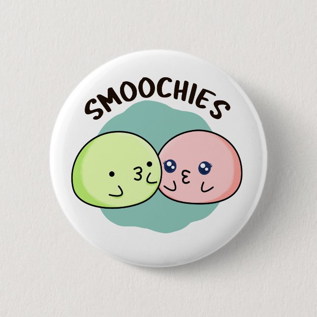 Smoochies Funny Kissing Mochi Pun Button (Vorderseite)
