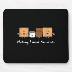 S'more-Erinnerungen machen Camping-Campfire-S'more Mousepad