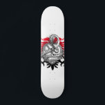 Snake Red Black Skateboard<br><div class="desc">Eine fette Schlange im Gesicht und Greifen in rot und schwarz. Reiche Farben auf weißem Hintergrund. Die Schlange umkreist ein Steinherz und der Greifen ist der Hintergrund.</div>