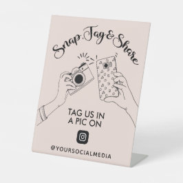 Snap, Tag, soziale Medien auf Instagram freigeben Sockelschild