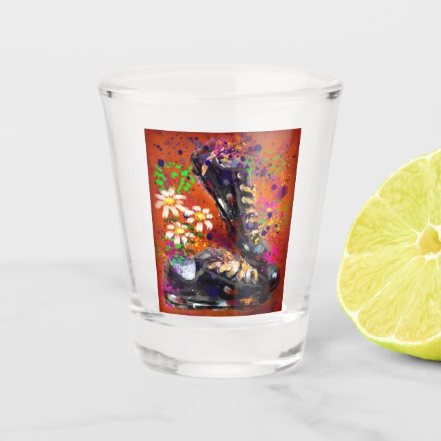 Sneakers und Daisies impressionistisches Orange Ma Schnapsglas (Vorderseite)