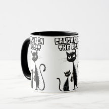 Sneaky Lächeln: Black Kitten mit einem lächelnden 