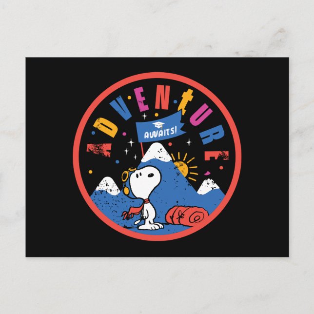 Snoopy Adventure Awaits Graduation Mountain Design Postkarte (Vorderseite)