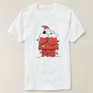 Snoopy schläft im Winter T-Shirt