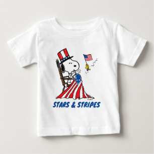 Snoopy Sewing 4. Juli Flagge Baby T-shirt