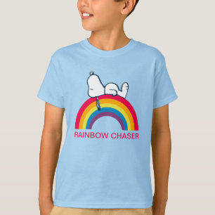 Snoopy Traum in farbigem Regenbogen T-Shirt