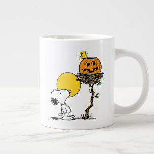 Snoopy und Holznest mit Jack O' Lantern Jumbo-Tasse