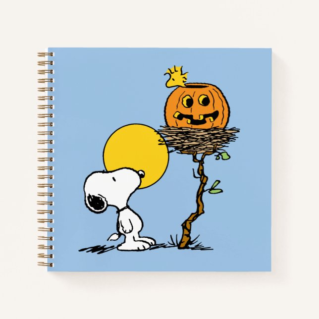 Snoopy und Holznest mit Jack O' Lantern Notizbuch (Vorderseite)