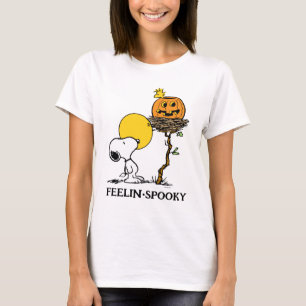 Snoopy und Holznest mit Jack O' Lantern T-Shirt