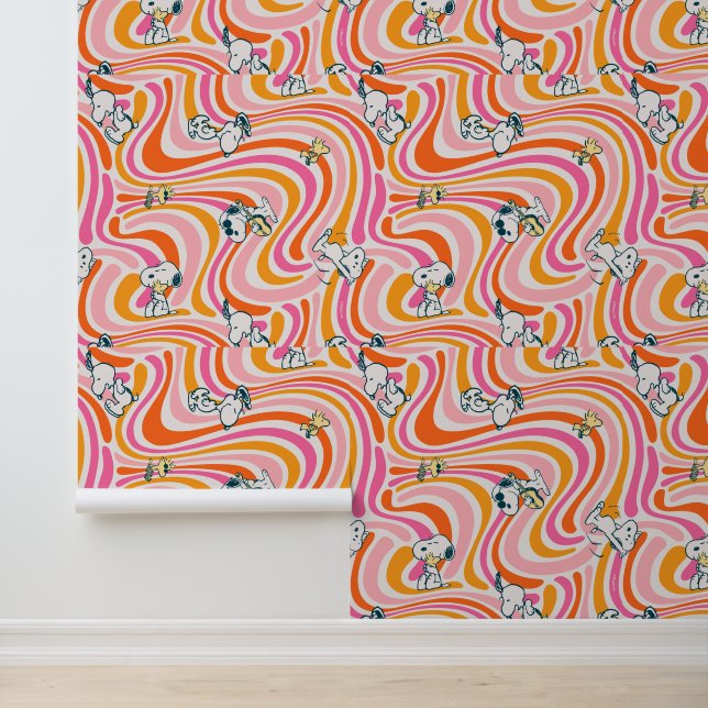 Snoopy & Woodstock Groovy Vibes Orange Muster Tapete (Anwendung)