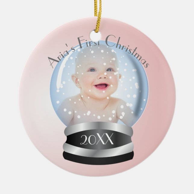 Snow Globe Pink Girl Baby's 1. Weihnachts-Foto Keramik Ornament (Vorne)