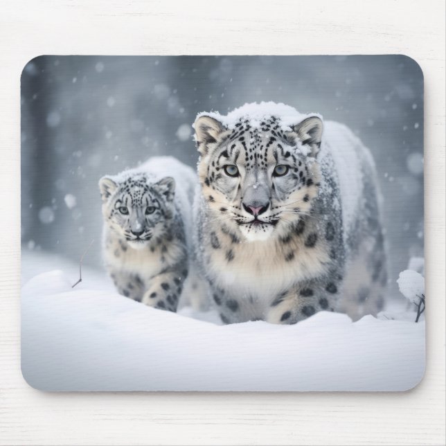 Snow Leopard Tierfamilie Wandern Mousepad (Vorne)
